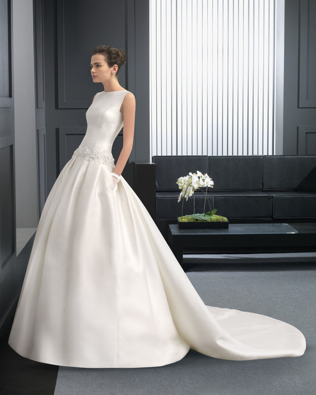Trend Alert Wedding Gowns with Pockets  weddingapparel2019